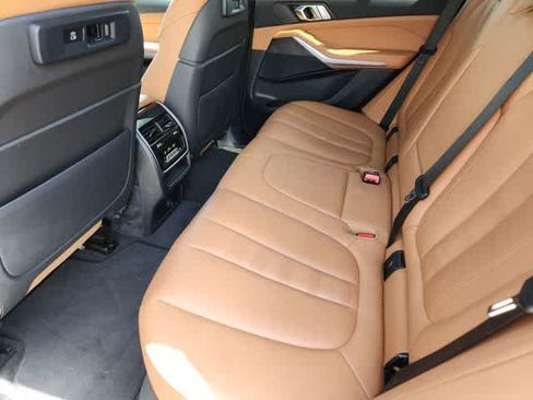 Used 2022 BMW X5 sDrive40i w/ M Sport Package RWD image 28