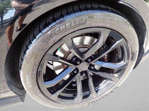 Used 2015 Chevrolet Camaro ZL1 w/ Gray Stripe Package RWD image 7