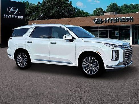 Used 2025 Hyundai Palisade Calligraphy AWD/4WD image 13