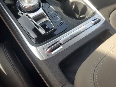 New 2026 Kia Carnival SX image 28