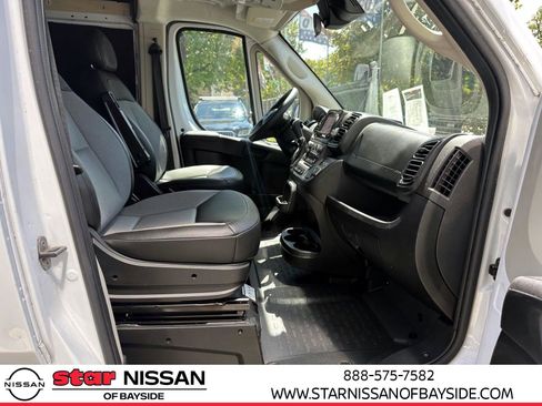 Used 2022 RAM ProMaster 1500 w/ Driver Convenience Group image 9