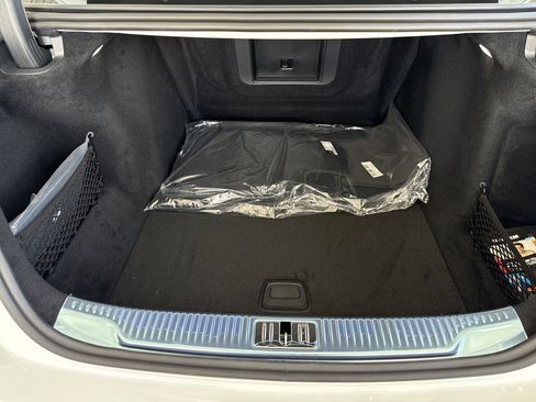 New 2026 Mercedes-Benz S 580 4MATIC Sedan image 17