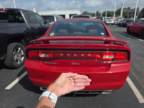 Used 2013 Dodge Charger SE w/ Connectivity Group RWD image 4