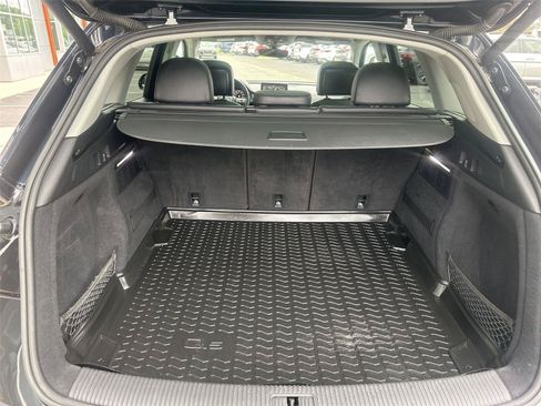 Used 2018 Audi Q5 2.0T Premium Plus w/ Premium Plus Package AWD/4WD image 16