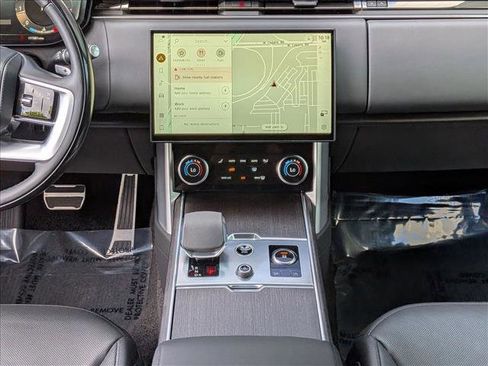 Certified 2023 Land Rover Range Rover SE AWD/4WD image 12