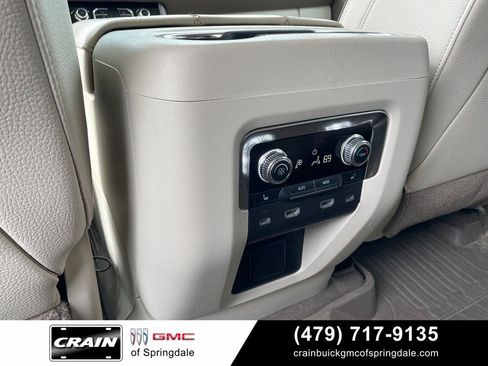 Used 2021 GMC Yukon Denali AWD/4WD image 27