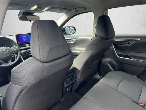 Certified 2025 Toyota RAV4 LE image 17