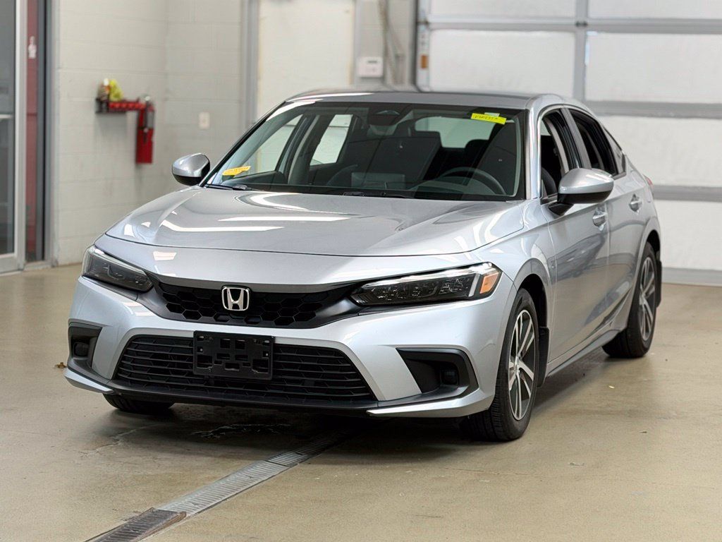 Used 2024 Honda Civic LX image 3