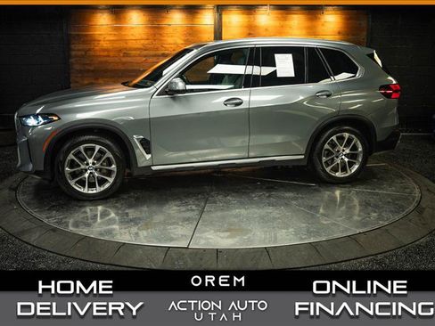 Used 2024 BMW X5 xDrive40i w/ Premium Package AWD/4WD image 1