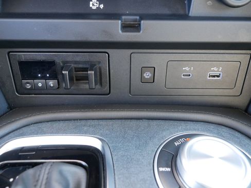 Certified 2024 Nissan Armada SV w/ Cargo Package image 33