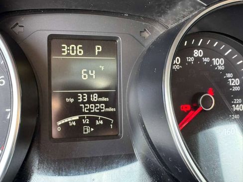 Used 2016 Volkswagen Jetta SEL FWD image 16