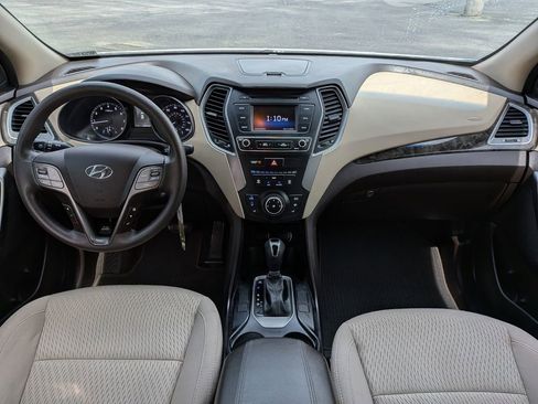 Used 2017 Hyundai Santa Fe Sport image 16