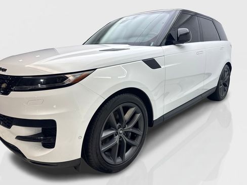 Used 2024 Land Rover Range Rover Sport SE AWD/4WD image 11