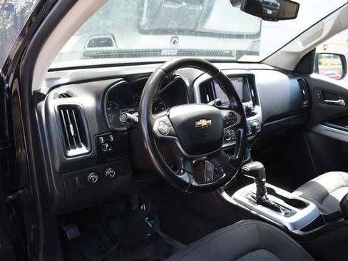 Used 2018 Chevrolet Colorado LT w/ LT Convenience Package AWD/4WD image 14