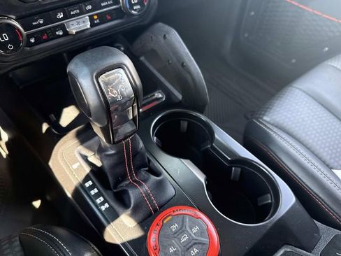 Used 2025 Ford Bronco Raptor AWD/4WD image 29