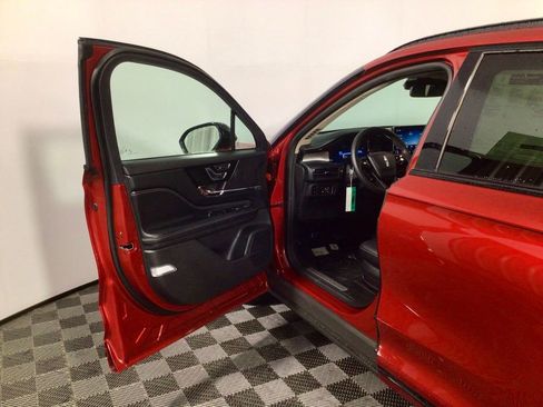 New 2025 Lincoln Corsair Grand Touring w/ Jet Appearance Package image 17