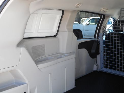 Used 2014 RAM C/V Tradesman FWD image 20