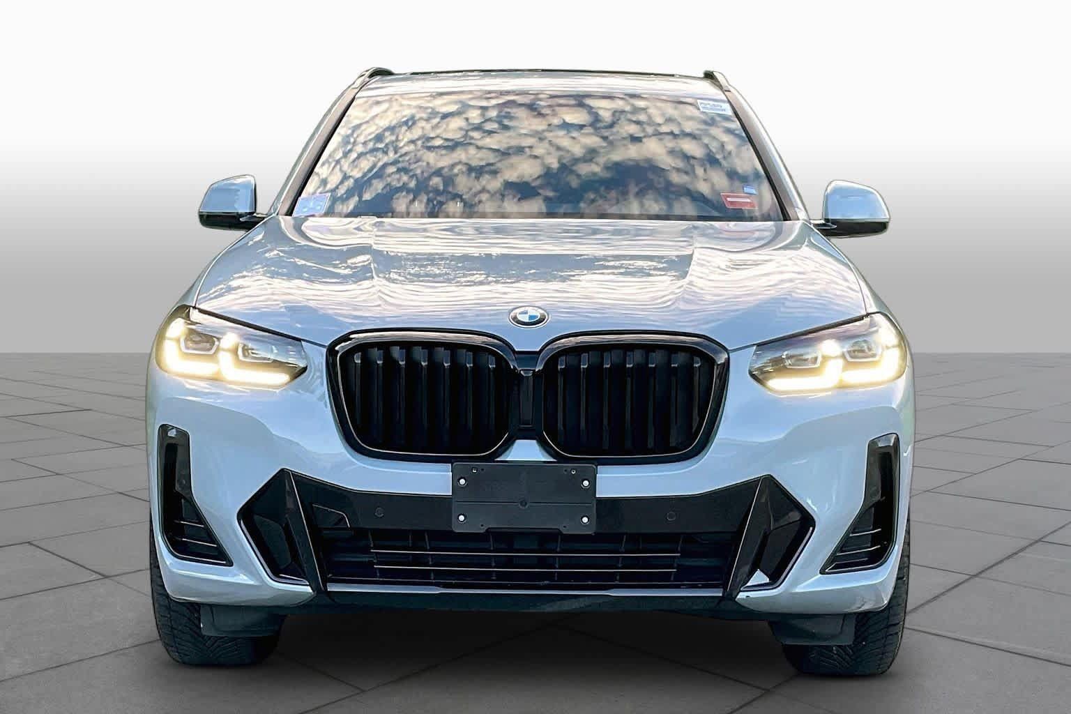 Used 2023 BMW X3 xDrive30i w/ M Sport Package AWD/4WD image 3