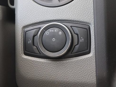 Used 2023 Ford E-450 and Econoline 450 Super Duty RWD image 23