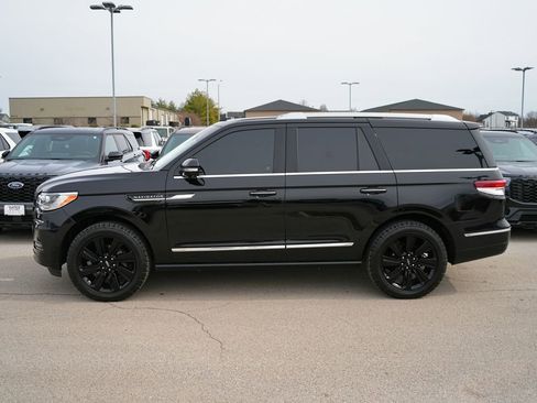 Used 2023 Lincoln Navigator Reserve w/ Equipment Group 201A image 9