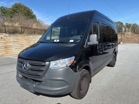 Used 2024 Mercedes-Benz Sprinter 2500 image 1