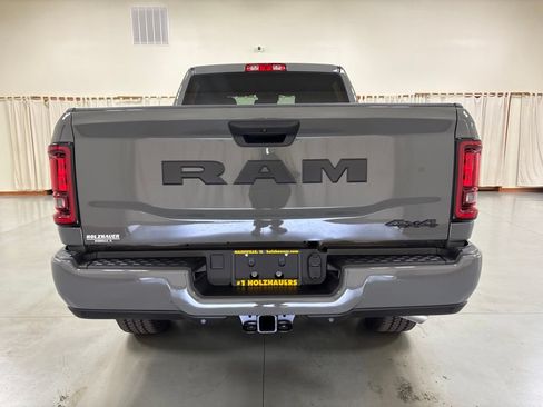 New 2026 RAM 2500 Tradesman AWD/4WD image 7