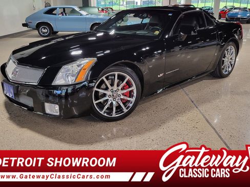 Used 2008 Cadillac XLR V RWD image 1