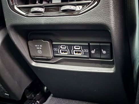 New 2025 Jeep Grand Cherokee Limited image 44