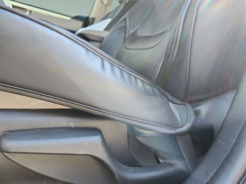 Used 2014 Toyota Corolla LE image 14