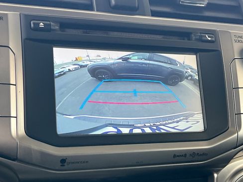Certified 2018 Toyota 4Runner SR5 Premium AWD/4WD image 20