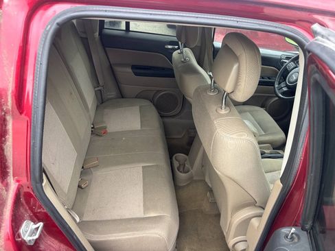 Used 2012 Jeep Compass Latitude AWD/4WD image 13