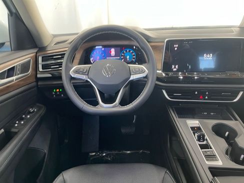 New 2026 Volkswagen Atlas SE image 18