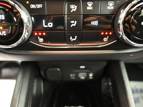 Certified 2021 Chevrolet TrailBlazer RS w/ Sun and Liftgate Package FWD image 20