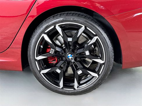 Used 2025 BMW 330i Sedan w/ M Sport Package image 33