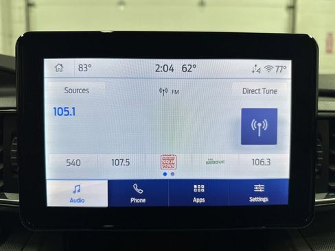 Used 2023 Ford Explorer XLT w/ Equipment Group 202A AWD/4WD image 31