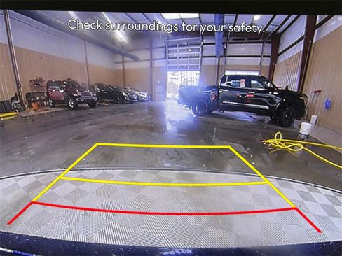 Used 2025 Genesis G80 2.5T image 29