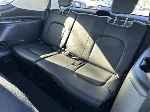 Used 2024 Nissan Armada Platinum w/ Cargo Package image 23