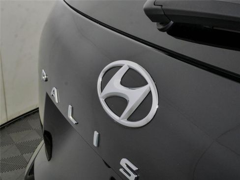 Used 2024 Hyundai Palisade SEL FWD image 37