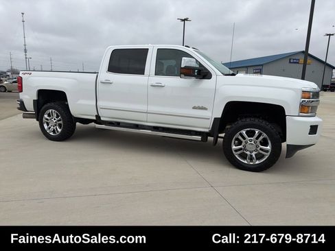 Used 2016 Chevrolet Silverado 2500 High Country w/ Duramax Plus Package image 26