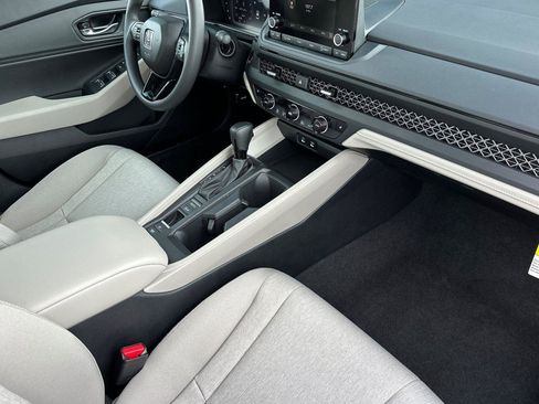New 2025 Honda Accord SE image 17