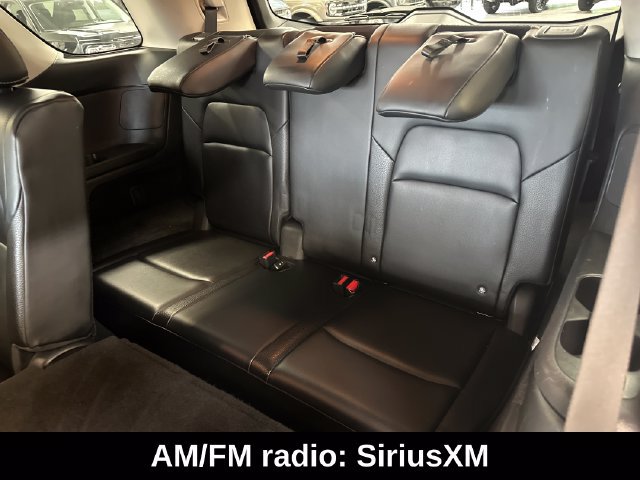 Used 2023 Nissan Pathfinder SL AWD/4WD image 6