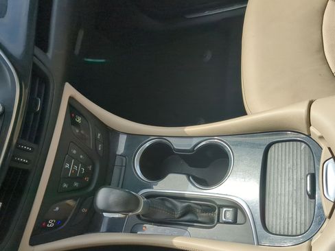 Used 2017 Buick Envision Essence w/ LPO, Cargo Package FWD image 18