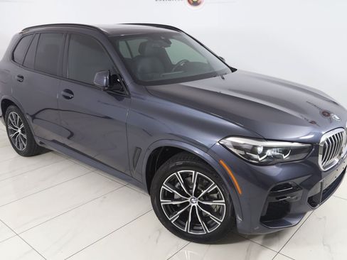 Used 2022 BMW X5 xDrive40i w/ M Sport Package AWD/4WD image 17