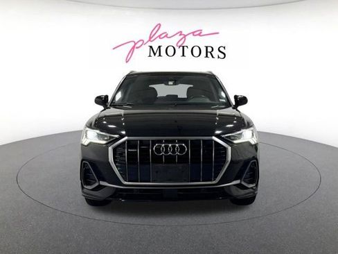 Used 2021 Audi Q3 2.0T Premium Plus w/ Premium Plus Package AWD/4WD image 2
