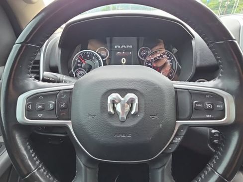 Used 2020 RAM 1500 Big Horn AWD/4WD image 11