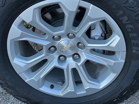 Certified 2022 Chevrolet Silverado 1500 LTZ image 13