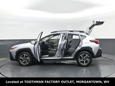 Used 2024 Subaru Crosstrek 2.0i Premium image 31