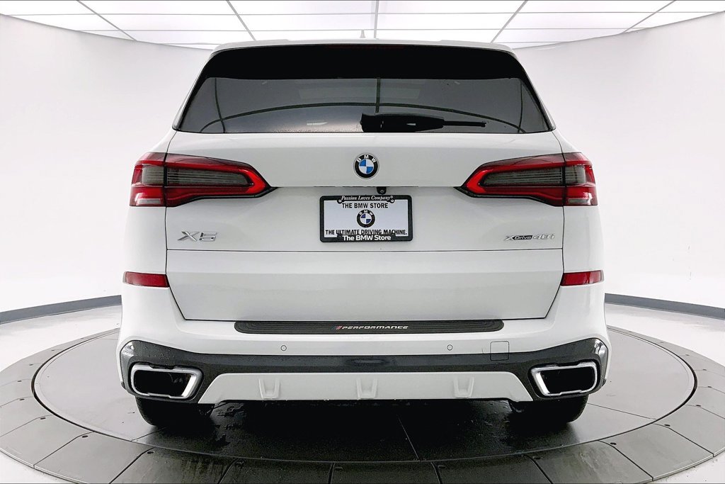 Used 2019 BMW X5 xDrive40i w/ M Sport Package AWD/4WD image 3