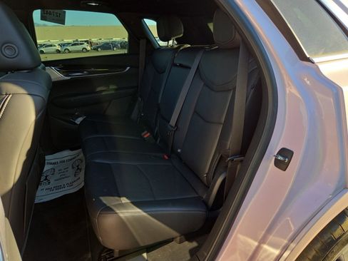 Used 2024 Cadillac XT5 Premium Luxury FWD image 10