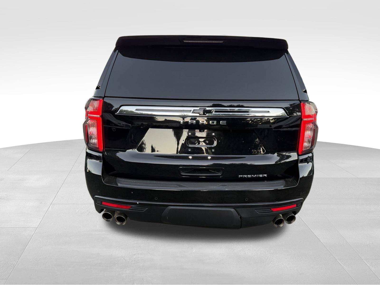 Used 2024 Chevrolet Tahoe Premier w/ Max Trailering Package AWD/4WD image 4